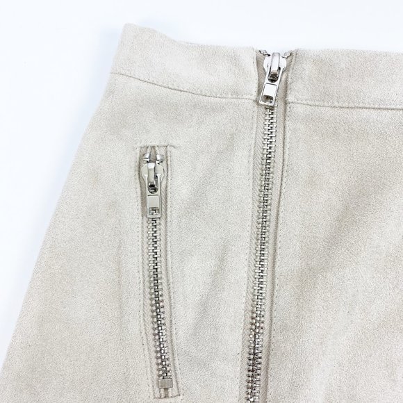 UO Six Crisp Days Glesga Velvet Mini Zip Skirt - Picture 3 of 9